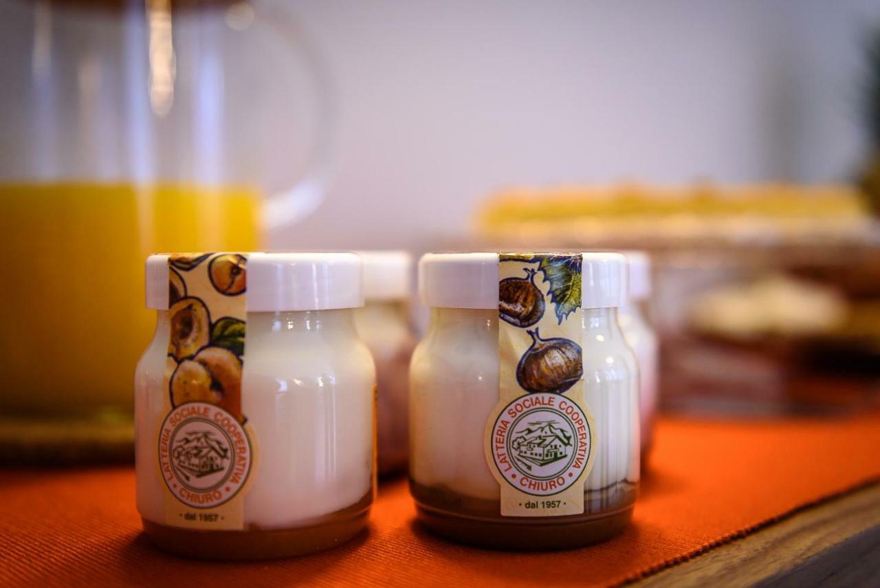 Bed And Breakfast Sweet Home ティラーノ エクステリア 写真